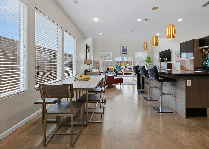 2 Min Walk Dickies Arena Lux Parking * Fort Worth